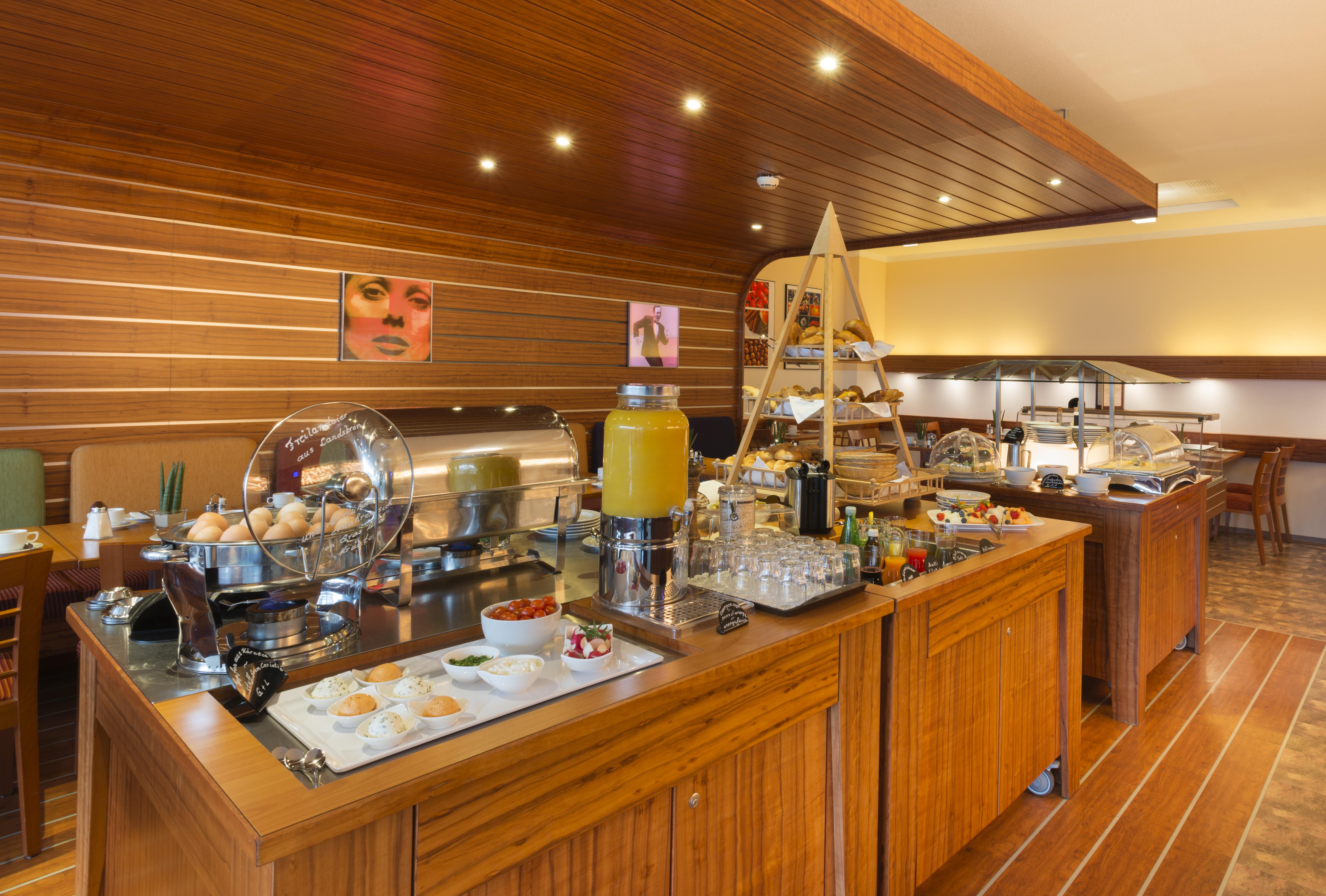Hotel City 4*